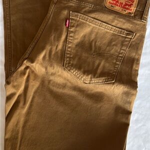 Levi's Tan 541 Jeans
